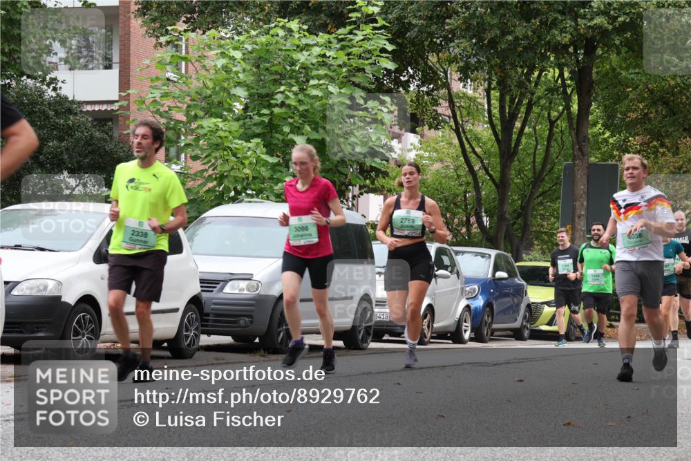 21.09.2025 - PSD Bank Halbmarathon Luisa Fischer http://msf.ph/oto/8929762 21.09.2025 11:49:04 Laufen 2338, 3098, 2769, 3418, 2384, 1034, 4638 meine-sportfotos.de