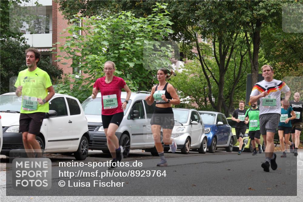 21.09.2025 - PSD Bank Halbmarathon Luisa Fischer http://msf.ph/oto/8929764 21.09.2025 11:49:04 Laufen 2338, 3098, 2769, 1034, 4038, 2597 meine-sportfotos.de