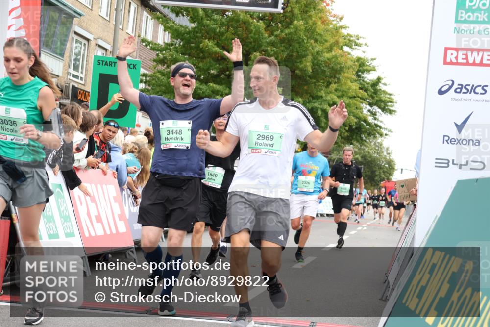 21.09.2025 - PSD Bank Halbmarathon Strokosch-Dieckow http://msf.ph/oto/8929822 21.09.2025 12:11:27 Ziel 1649, 2326, 2969, 3036, 3045, 3448, 3455, 3526 meine-sportfotos.de
