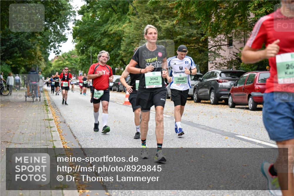 21.09.2025 - PSD Bank Halbmarathon Dr. Thomas Lammeyer http://msf.ph/oto/8929845 21.09.2025 10:49:24 Laufen 1289, 3062, 2808, 1617, 26 meine-sportfotos.de