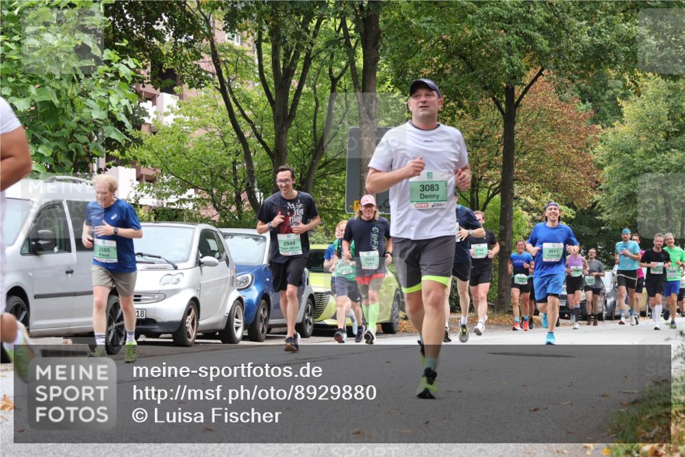 21.09.2025 - PSD Bank Halbmarathon Luisa Fischer http://msf.ph/oto/8929880 21.09.2025 11:49:23 Laufen 2565, 18, 2944, 2943, 3083, 3011 meine-sportfotos.de