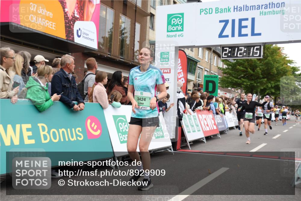 21.09.2025 - PSD Bank Halbmarathon Strokosch-Dieckow http://msf.ph/oto/8929909 21.09.2025 12:11:39 Ziel 1635, 2754, 2907, 3161, 3249, 3424, 3533 meine-sportfotos.de