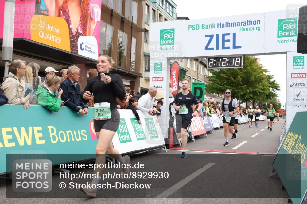 21.09.2025 - PSD Bank Halbmarathon Strokosch-Dieckow http://msf.ph/oto/8929930 21.09.2025 12:11:41 Ziel 1635, 1759, 2754, 2907, 3161, 3249, 3424, 3533 meine-sportfotos.de
