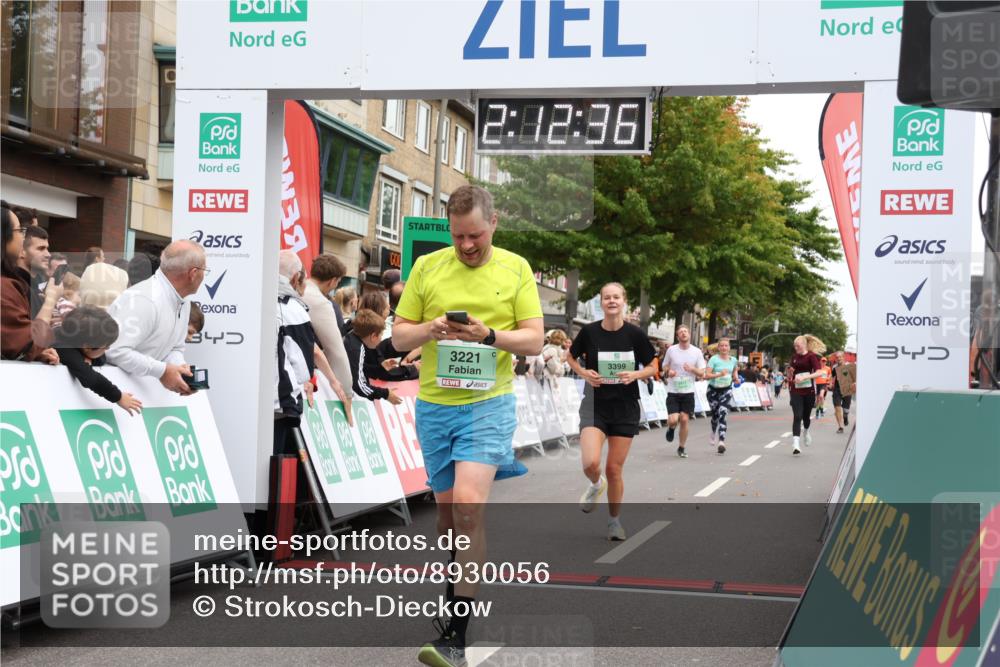 21.09.2025 - PSD Bank Halbmarathon Strokosch-Dieckow http://msf.ph/oto/8930056 21.09.2025 12:11:59 Ziel 2352, 2820, 2953, 2962, 3221, 3399 meine-sportfotos.de