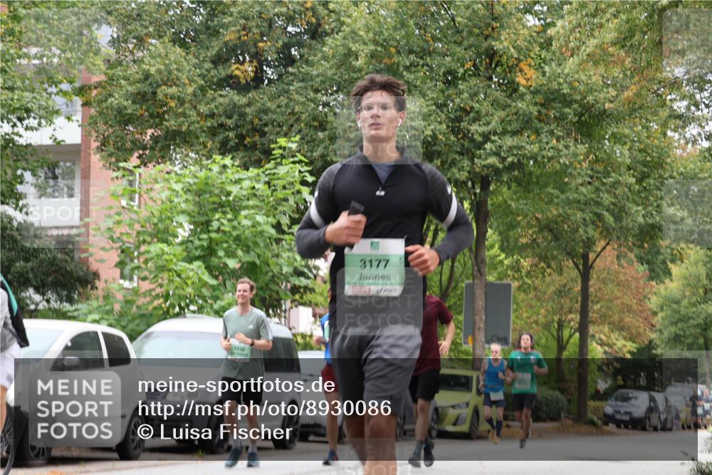 21.09.2025 - PSD Bank Halbmarathon Luisa Fischer http://msf.ph/oto/8930086 21.09.2025 11:50:16 Laufen 1938, 3177 meine-sportfotos.de