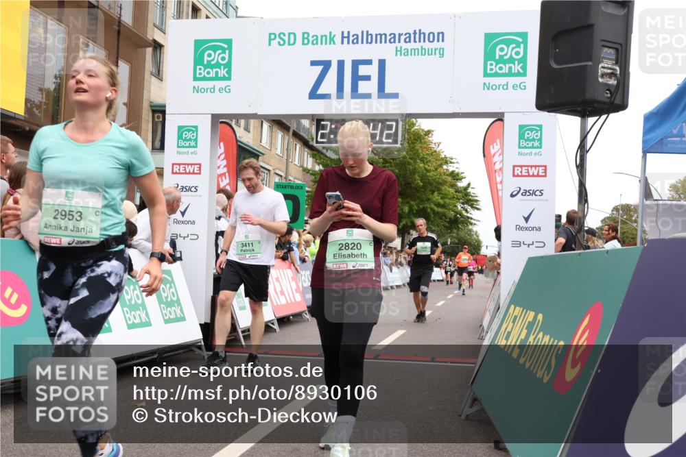 21.09.2025 - PSD Bank Halbmarathon Strokosch-Dieckow http://msf.ph/oto/8930106 21.09.2025 12:12:05 Ziel 2820, 2953, 3221, 3399, 3411, 3646 meine-sportfotos.de