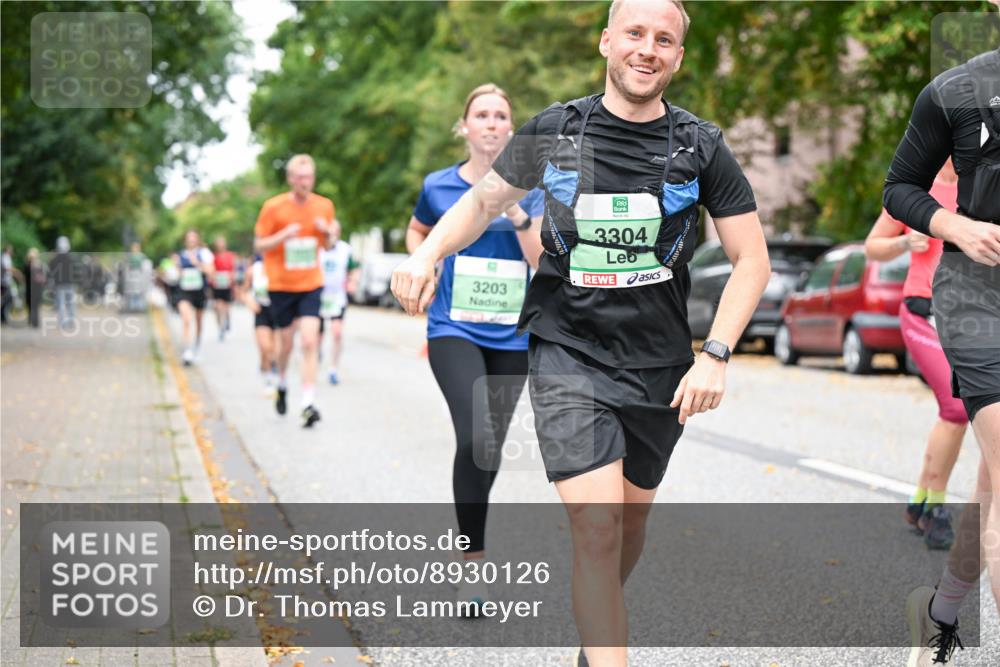21.09.2025 - PSD Bank Halbmarathon Dr. Thomas Lammeyer http://msf.ph/oto/8930126 21.09.2025 10:49:38 Laufen 3203, 3304 meine-sportfotos.de
