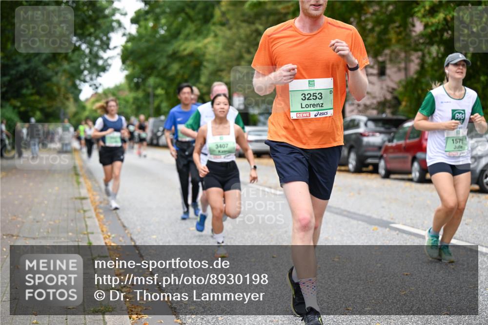 21.09.2025 - PSD Bank Halbmarathon Dr. Thomas Lammeyer http://msf.ph/oto/8930198 21.09.2025 10:49:42 Laufen 3407, 3253, 1579 meine-sportfotos.de