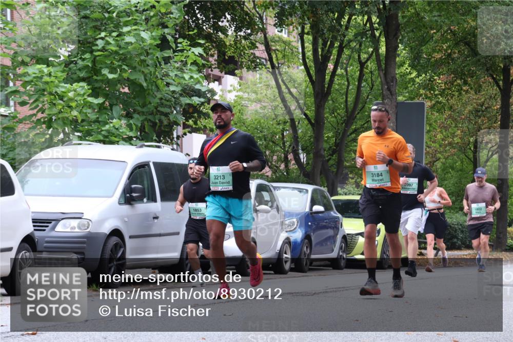 21.09.2025 - PSD Bank Halbmarathon Luisa Fischer http://msf.ph/oto/8930212 21.09.2025 11:51:05 Laufen 1853, 3213, 3184, 2097, 1802 meine-sportfotos.de