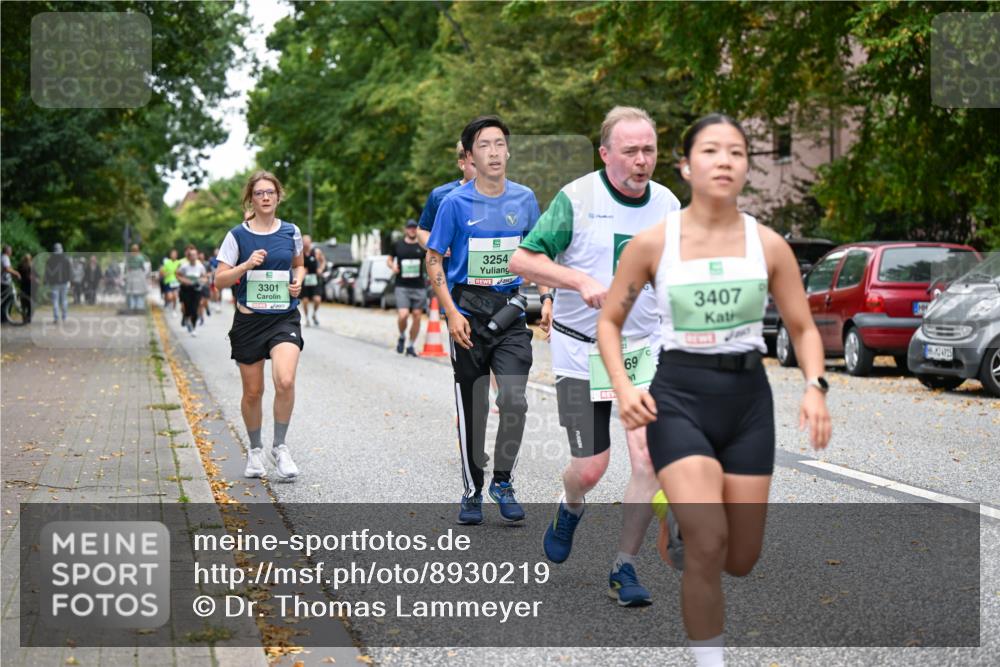 21.09.2025 - PSD Bank Halbmarathon Dr. Thomas Lammeyer http://msf.ph/oto/8930219 21.09.2025 10:49:43 Laufen 3301, 3254, 69, 3407 meine-sportfotos.de