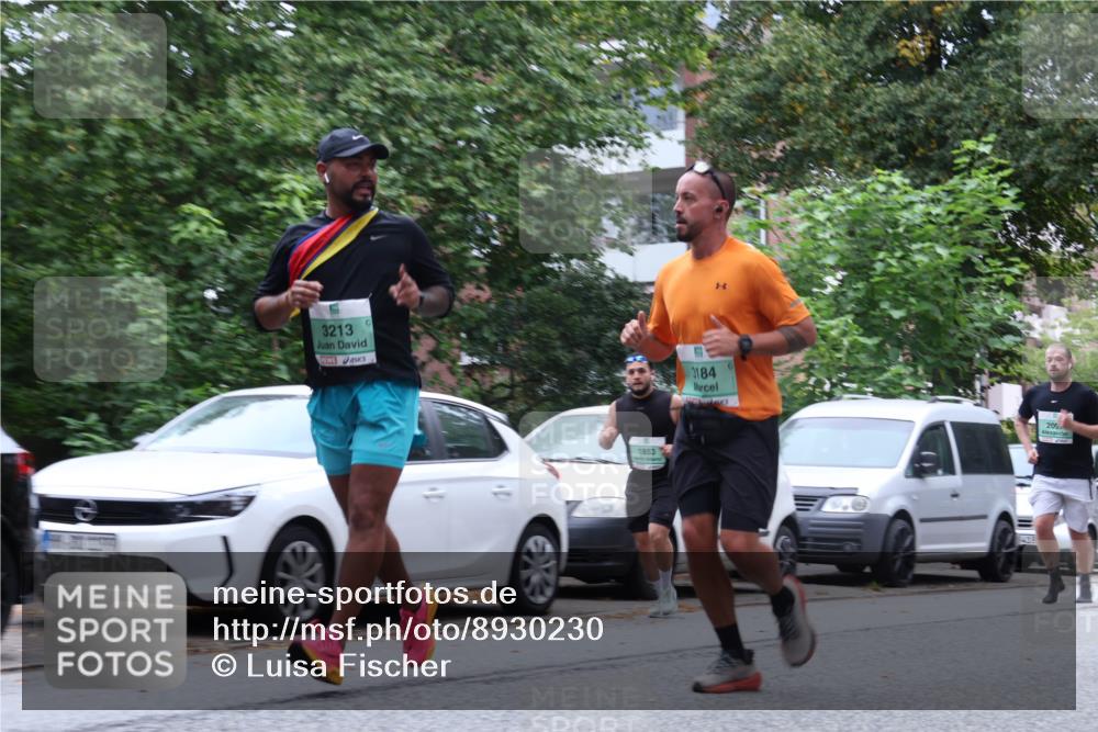 21.09.2025 - PSD Bank Halbmarathon Luisa Fischer http://msf.ph/oto/8930230 21.09.2025 11:51:08 Laufen 3213, 1853, 3184, 205 meine-sportfotos.de