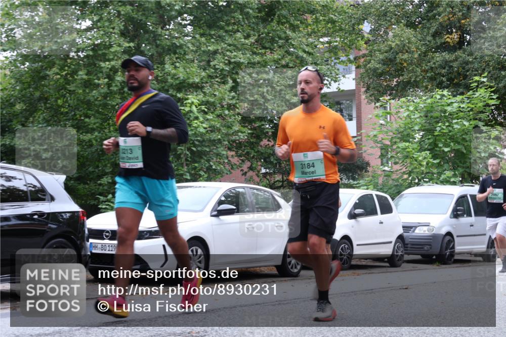 21.09.2025 - PSD Bank Halbmarathon Luisa Fischer http://msf.ph/oto/8930231 21.09.2025 11:51:08 Laufen 1199, 3213, 3184, 2097 meine-sportfotos.de
