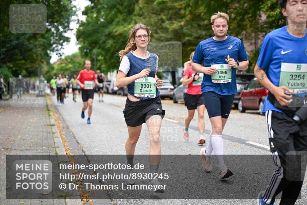 21.09.2025 - PSD Bank Halbmarathon Dr. Thomas Lammeyer http://msf.ph/oto/8930245 21.09.2025 10:49:45 Laufen 3301, 1496, 3254 meine-sportfotos.de