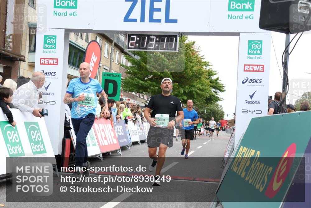 21.09.2025 - PSD Bank Halbmarathon Strokosch-Dieckow http://msf.ph/oto/8930249 21.09.2025 12:12:34 Ziel 1390, 1617, 2732, 2768, 3215, 3394, 3803, 4031 meine-sportfotos.de