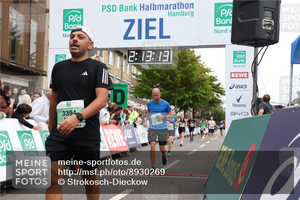 21.09.2025 - PSD Bank Halbmarathon Strokosch-Dieckow http://msf.ph/oto/8930269 21.09.2025 12:12:36 Ziel 1204, 1241, 1617, 2732, 2768, 3215, 3394, 3570, 3803, 4031 meine-sportfotos.de