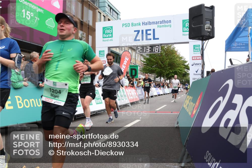 21.09.2025 - PSD Bank Halbmarathon Strokosch-Dieckow http://msf.ph/oto/8930334 21.09.2025 12:12:41 Ziel 1099, 1204, 1241, 1617, 3272, 3394, 3570, 3803, 4031 meine-sportfotos.de