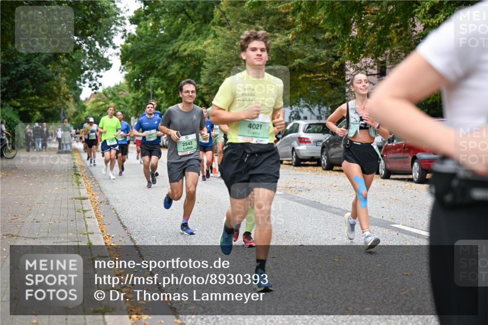 21.09.2025 - PSD Bank Halbmarathon Dr. Thomas Lammeyer http://msf.ph/oto/8930393 21.09.2025 10:49:55 Laufen 2907, 2543, 4021 meine-sportfotos.de