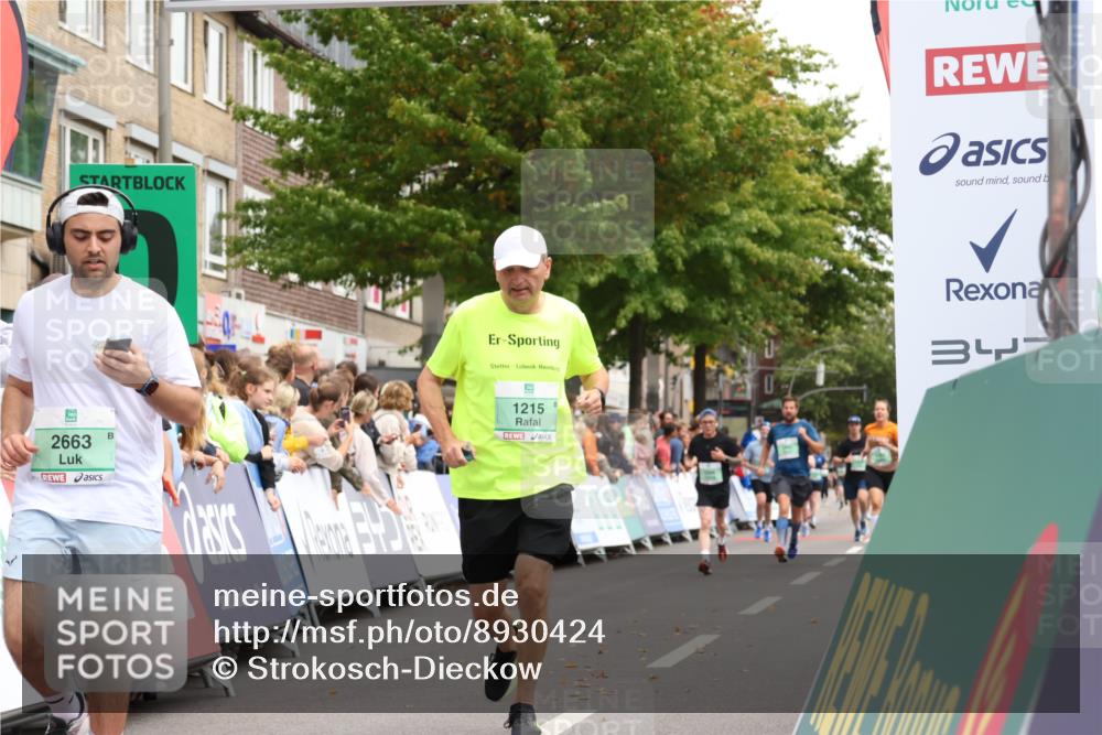 21.09.2025 - PSD Bank Halbmarathon Strokosch-Dieckow http://msf.ph/oto/8930424 21.09.2025 12:12:53 Ziel 1215, 2663, 3354, 3972 meine-sportfotos.de