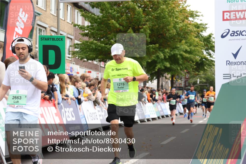 21.09.2025 - PSD Bank Halbmarathon Strokosch-Dieckow http://msf.ph/oto/8930430 21.09.2025 12:12:54 Ziel 1215, 2663, 3354, 3483, 3972 meine-sportfotos.de