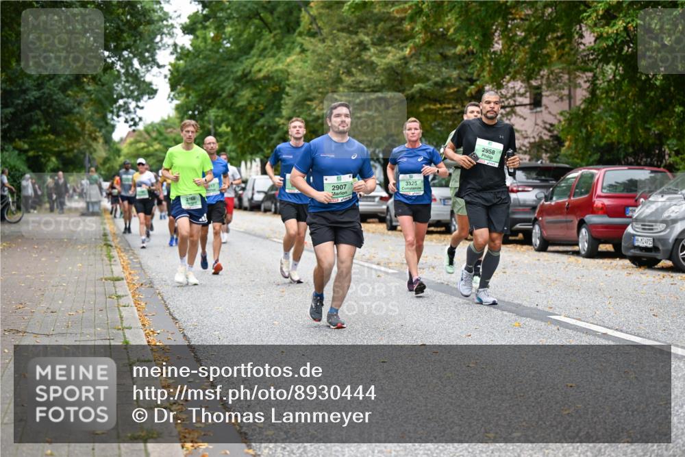 21.09.2025 - PSD Bank Halbmarathon Dr. Thomas Lammeyer http://msf.ph/oto/8930444 21.09.2025 10:49:58 Laufen 2907, 3325, 2958, 4915 meine-sportfotos.de