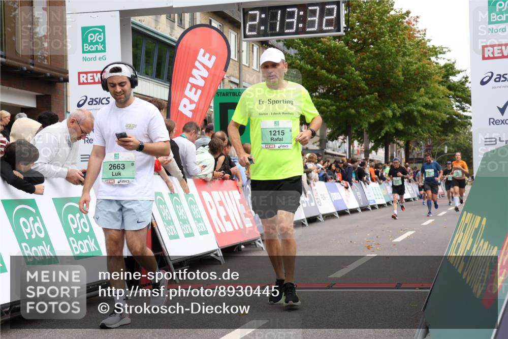 21.09.2025 - PSD Bank Halbmarathon Strokosch-Dieckow http://msf.ph/oto/8930445 21.09.2025 12:12:55 Ziel 1215, 2663, 3344, 3354, 3483, 3972 meine-sportfotos.de