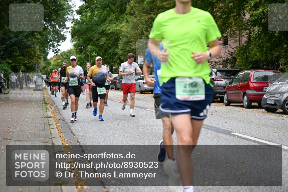 21.09.2025 - PSD Bank Halbmarathon Dr. Thomas Lammeyer http://msf.ph/oto/8930523 21.09.2025 10:50:03 Laufen 1198, 1173, 2166, 4915 meine-sportfotos.de