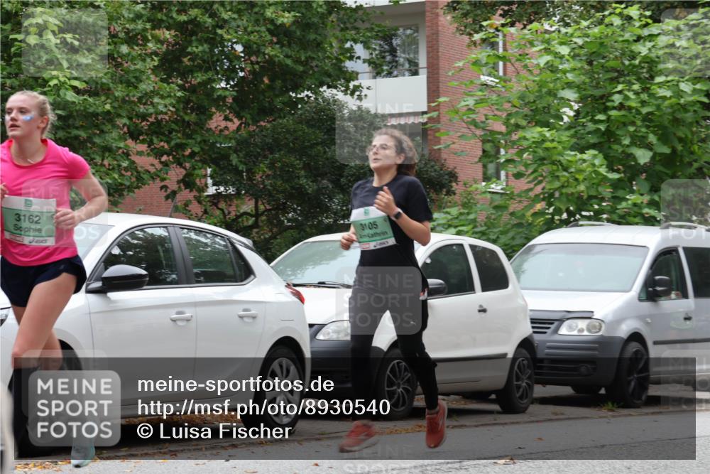 21.09.2025 - PSD Bank Halbmarathon Luisa Fischer http://msf.ph/oto/8930540 21.09.2025 11:52:25 Laufen 3162, 3105 meine-sportfotos.de