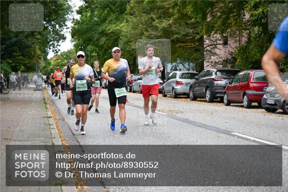 21.09.2025 - PSD Bank Halbmarathon Dr. Thomas Lammeyer http://msf.ph/oto/8930552 21.09.2025 10:50:04 Laufen 1198, 028, 1173, 2840, 4915 meine-sportfotos.de