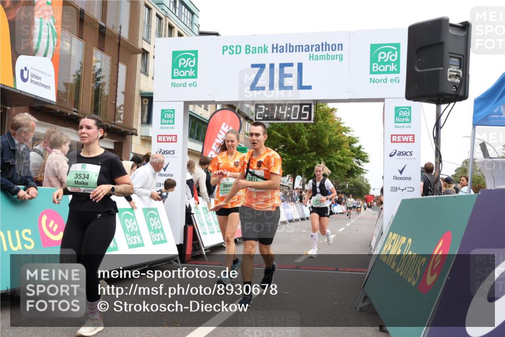 21.09.2025 - PSD Bank Halbmarathon Strokosch-Dieckow http://msf.ph/oto/8930678 21.09.2025 12:13:28 Ziel 2429, 2817, 2860, 3126, 3534, 3982 meine-sportfotos.de
