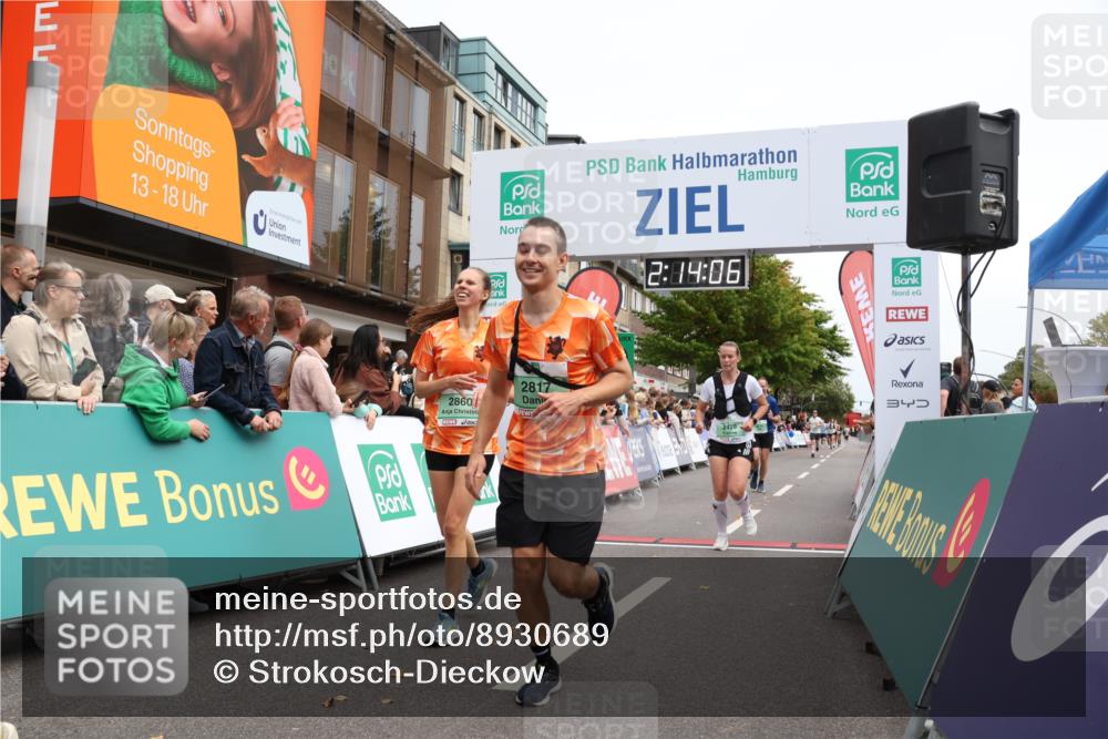 21.09.2025 - PSD Bank Halbmarathon Strokosch-Dieckow http://msf.ph/oto/8930689 21.09.2025 12:13:29 Ziel 2429, 2817, 2860, 3126, 3534, 3912 meine-sportfotos.de