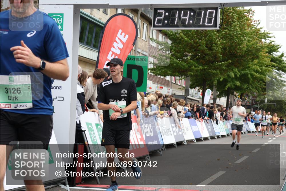 21.09.2025 - PSD Bank Halbmarathon Strokosch-Dieckow http://msf.ph/oto/8930742 21.09.2025 12:13:34 Ziel 2429, 2817, 2860, 3126, 3444, 3534, 3912 meine-sportfotos.de