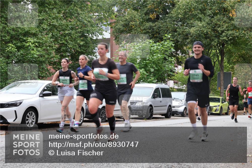 21.09.2025 - PSD Bank Halbmarathon Luisa Fischer http://msf.ph/oto/8930747 21.09.2025 11:53:17 Laufen 670, 3073, 8418, 2743 meine-sportfotos.de