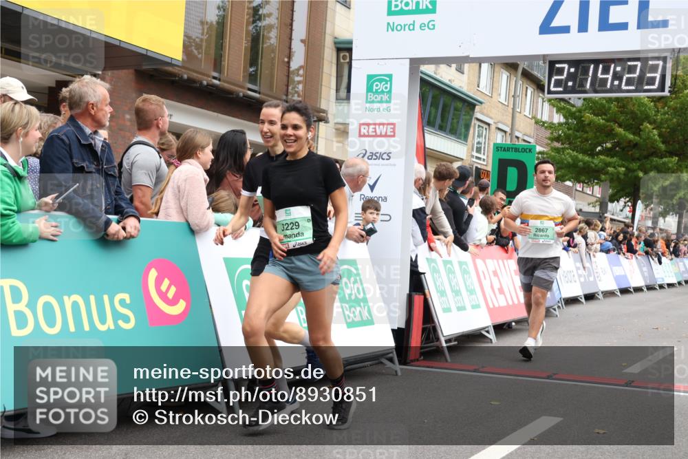 21.09.2025 - PSD Bank Halbmarathon Strokosch-Dieckow http://msf.ph/oto/8930851 21.09.2025 12:13:47 Ziel 2410, 2867, 3229, 3360, 3698, 3987 meine-sportfotos.de