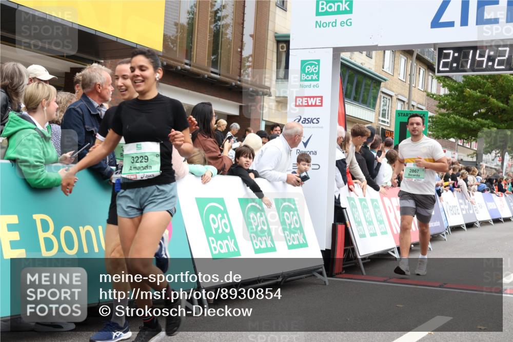 21.09.2025 - PSD Bank Halbmarathon Strokosch-Dieckow http://msf.ph/oto/8930854 21.09.2025 12:13:47 Ziel 2410, 2867, 3229, 3360, 3698, 3987 meine-sportfotos.de