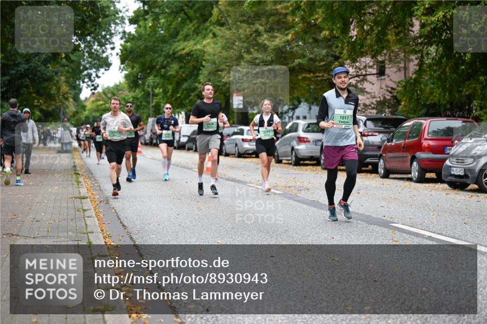 21.09.2025 - PSD Bank Halbmarathon Dr. Thomas Lammeyer http://msf.ph/oto/8930943 21.09.2025 10:50:27 Laufen 2628, 3371, 1017, 4915 meine-sportfotos.de