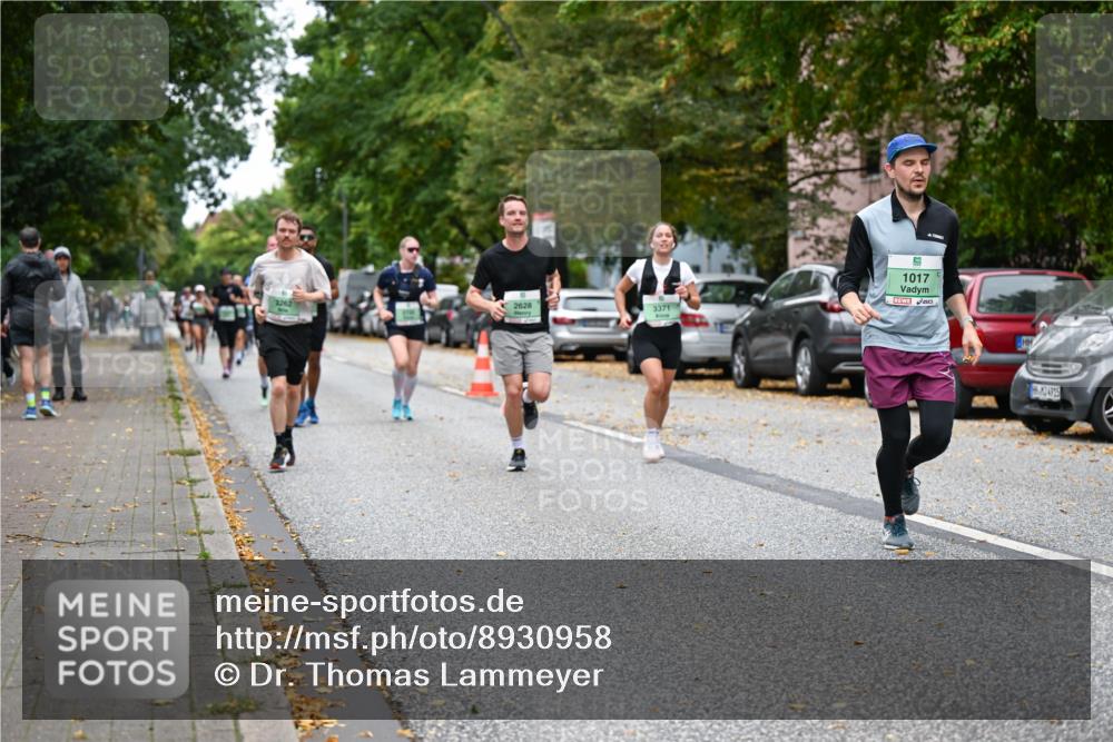 21.09.2025 - PSD Bank Halbmarathon Dr. Thomas Lammeyer http://msf.ph/oto/8930958 21.09.2025 10:50:28 Laufen 2628, 3371, 1017, 4915 meine-sportfotos.de