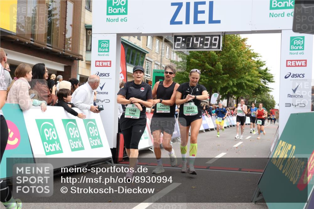 21.09.2025 - PSD Bank Halbmarathon Strokosch-Dieckow http://msf.ph/oto/8930994 21.09.2025 12:14:02 Ziel 1199, 1668, 1669, 1674, 2841, 2885, 3041, 3466, 3540, 3908 meine-sportfotos.de