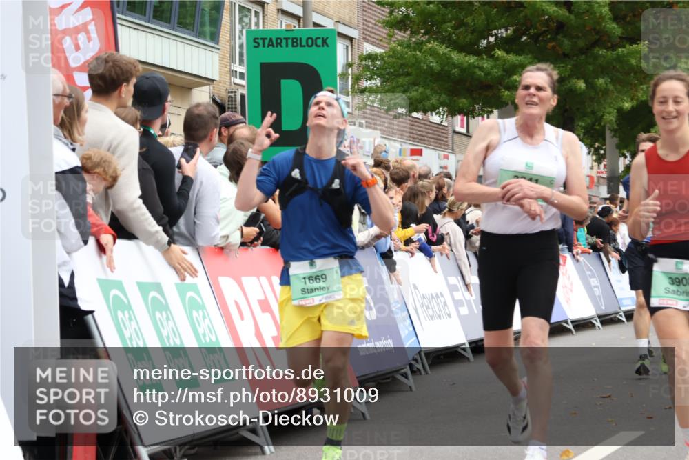 21.09.2025 - PSD Bank Halbmarathon Strokosch-Dieckow http://msf.ph/oto/8931009 21.09.2025 12:14:05 Ziel 1199, 1668, 1669, 2531, 2841, 2885, 3004, 3041, 3042, 3908 meine-sportfotos.de