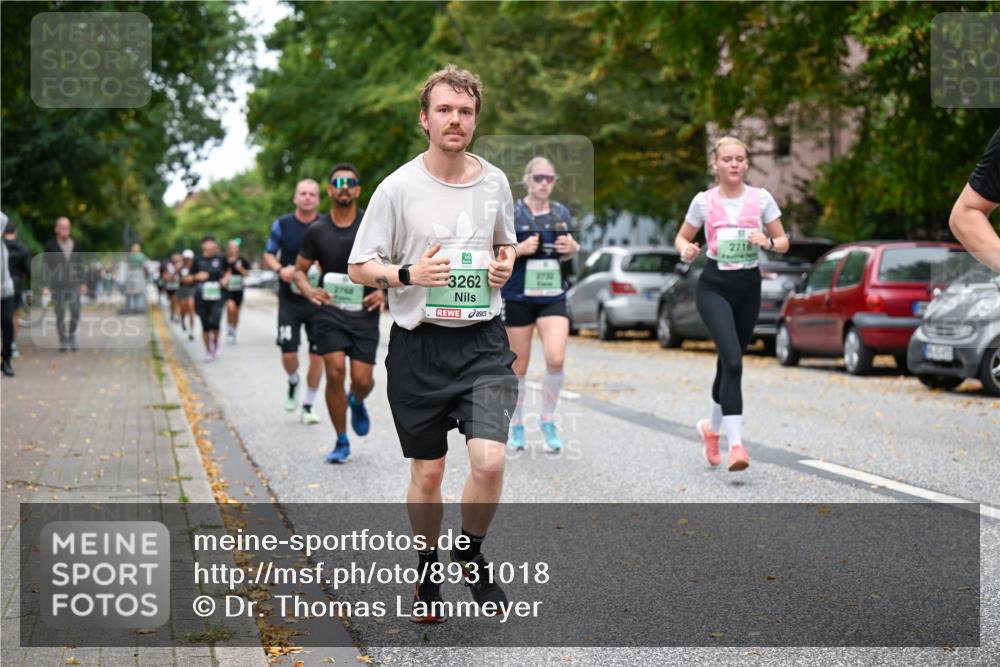 21.09.2025 - PSD Bank Halbmarathon Dr. Thomas Lammeyer http://msf.ph/oto/8931018 21.09.2025 10:50:31 Laufen 2768, 3262, 2716 meine-sportfotos.de