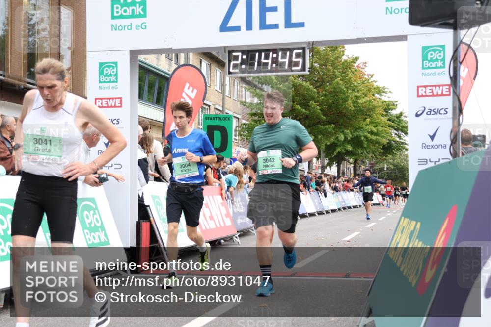 21.09.2025 - PSD Bank Halbmarathon Strokosch-Dieckow http://msf.ph/oto/8931047 21.09.2025 12:14:09 Ziel 1668, 1669, 2531, 2841, 2885, 3004, 3041, 3042, 3908 meine-sportfotos.de