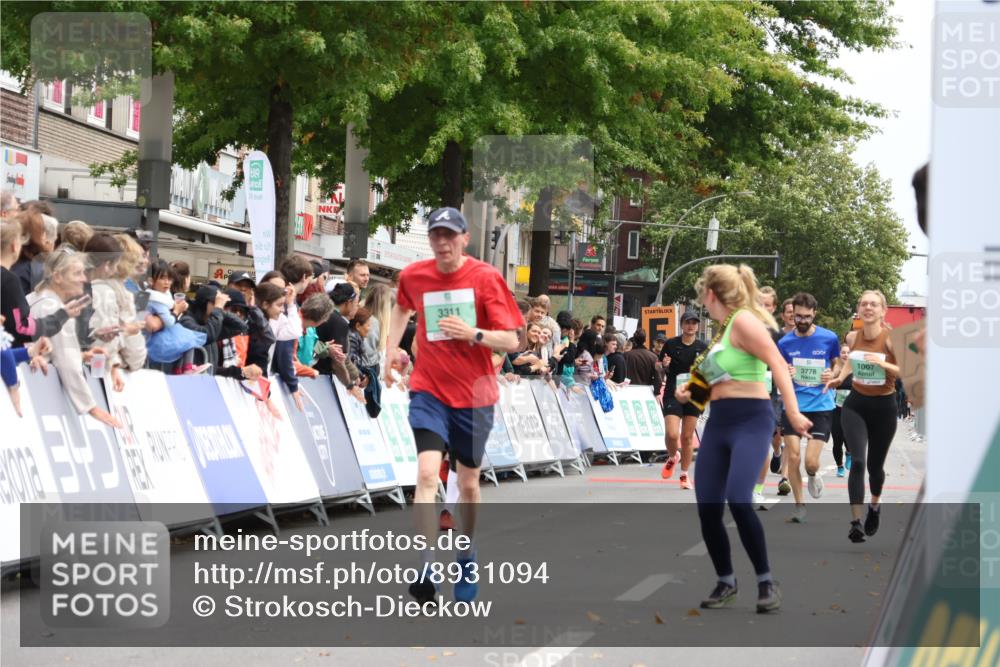 21.09.2025 - PSD Bank Halbmarathon Strokosch-Dieckow http://msf.ph/oto/8931094 21.09.2025 12:14:17 Ziel 1007, 1009, 2531, 2994, 3311 meine-sportfotos.de