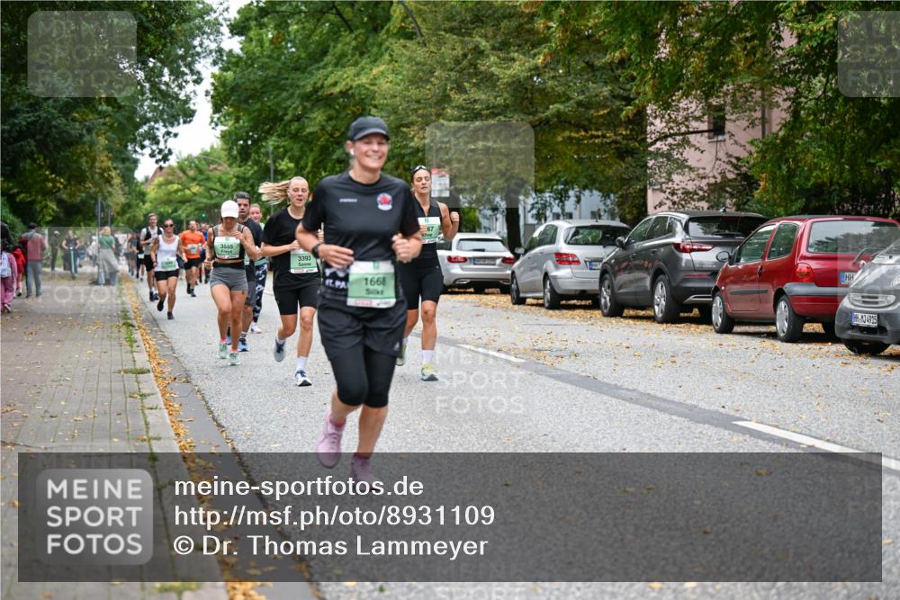 21.09.2025 - PSD Bank Halbmarathon Dr. Thomas Lammeyer http://msf.ph/oto/8931109 21.09.2025 10:50:38 Laufen 3555, 3393, 1668, 67, 16015 meine-sportfotos.de