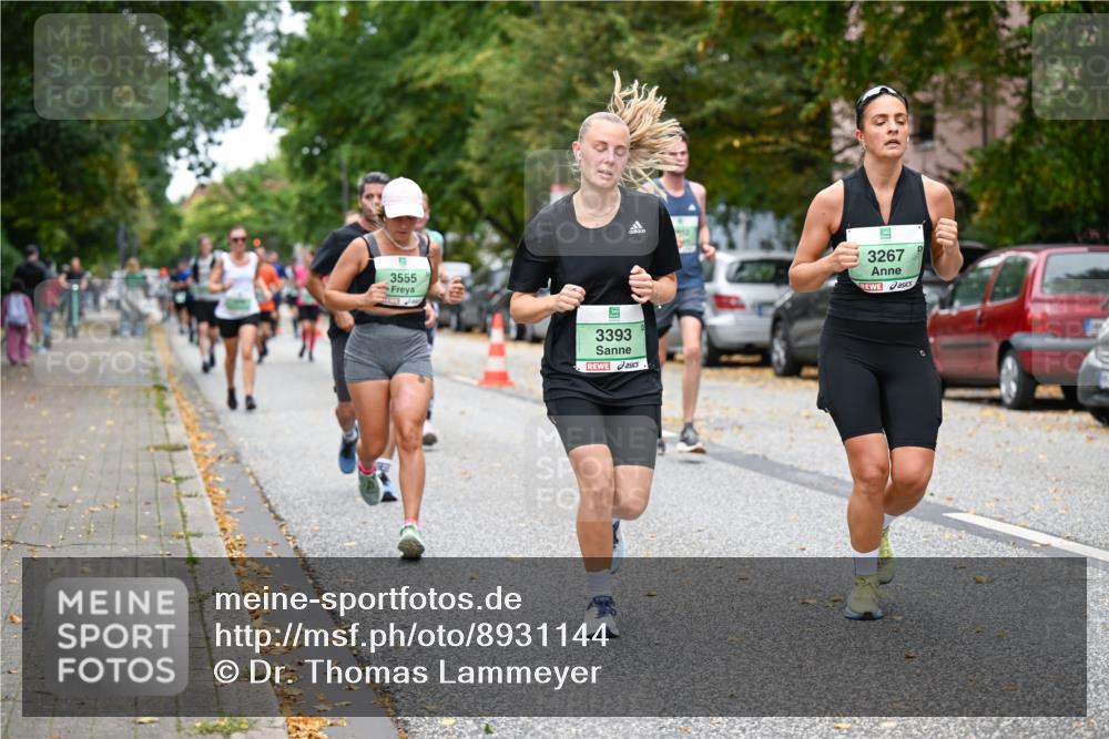 21.09.2025 - PSD Bank Halbmarathon Dr. Thomas Lammeyer http://msf.ph/oto/8931144 21.09.2025 10:50:41 Laufen 3555, 3393, 3267 meine-sportfotos.de