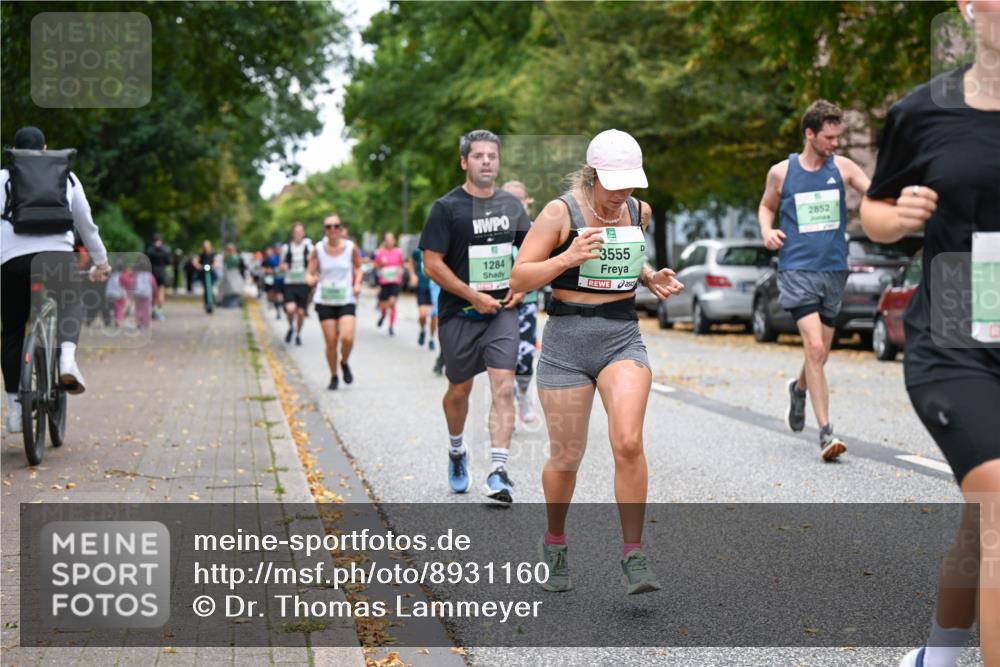 21.09.2025 - PSD Bank Halbmarathon Dr. Thomas Lammeyer http://msf.ph/oto/8931160 21.09.2025 10:50:42 Laufen 1284, 3555, 2852 meine-sportfotos.de