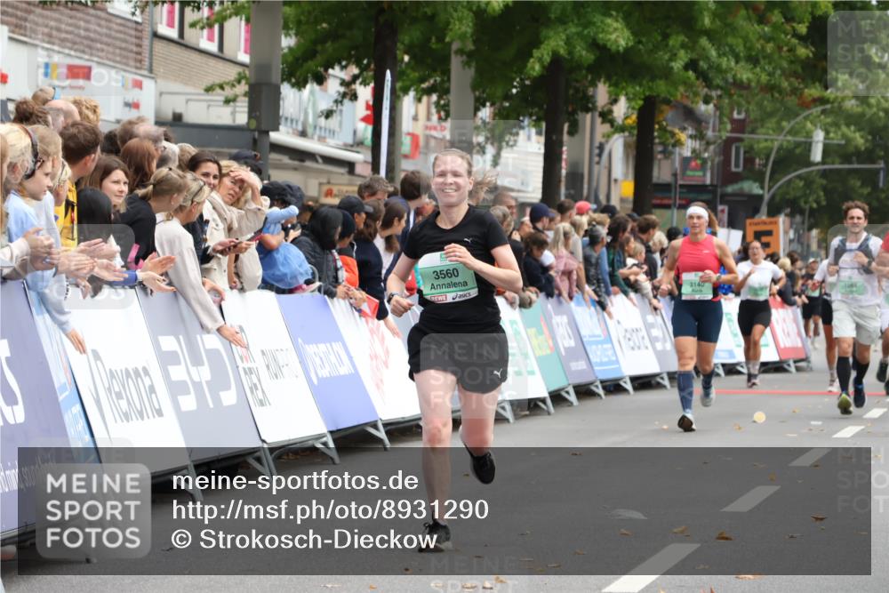 21.09.2025 - PSD Bank Halbmarathon Strokosch-Dieckow http://msf.ph/oto/8931290 21.09.2025 12:15:02 Ziel 3560, 3737 meine-sportfotos.de