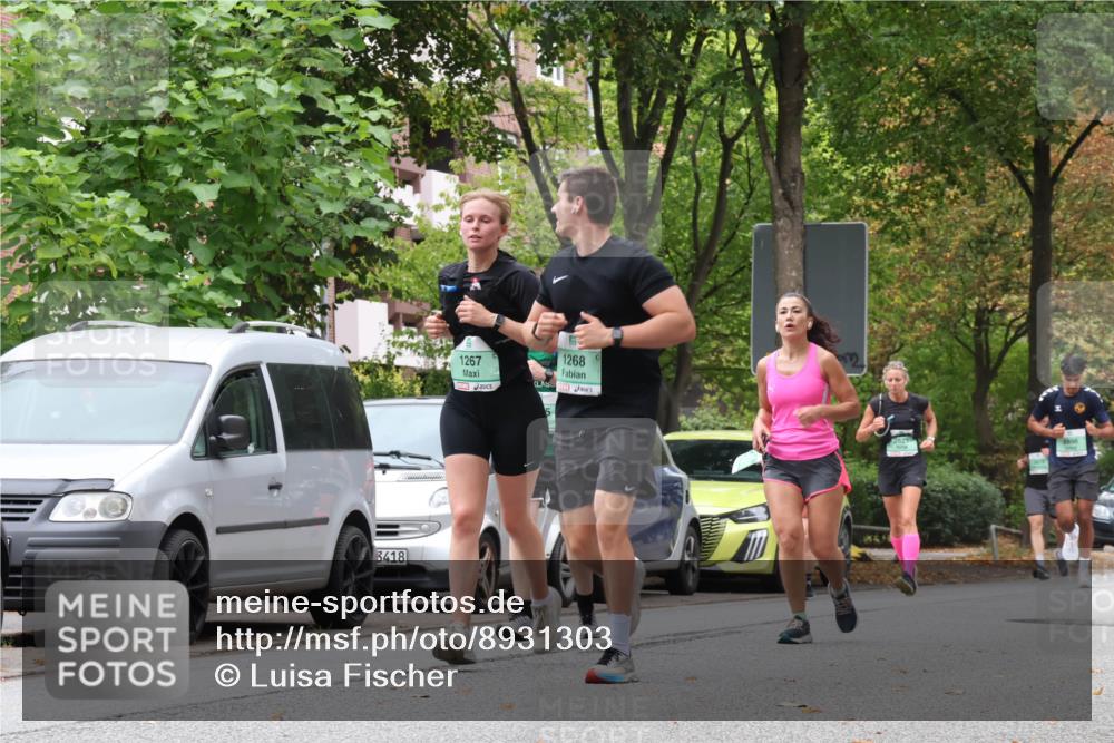 21.09.2025 - PSD Bank Halbmarathon Luisa Fischer http://msf.ph/oto/8931303 21.09.2025 11:55:54 Laufen 3418, 1267, 1268, 2896 meine-sportfotos.de