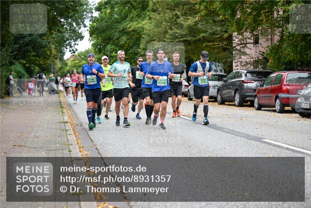 21.09.2025 - PSD Bank Halbmarathon Dr. Thomas Lammeyer http://msf.ph/oto/8931357 21.09.2025 10:50:54 Laufen 26, 571, 3963, 1120, 1215, 1118, 1117, 3794, 4915 meine-sportfotos.de