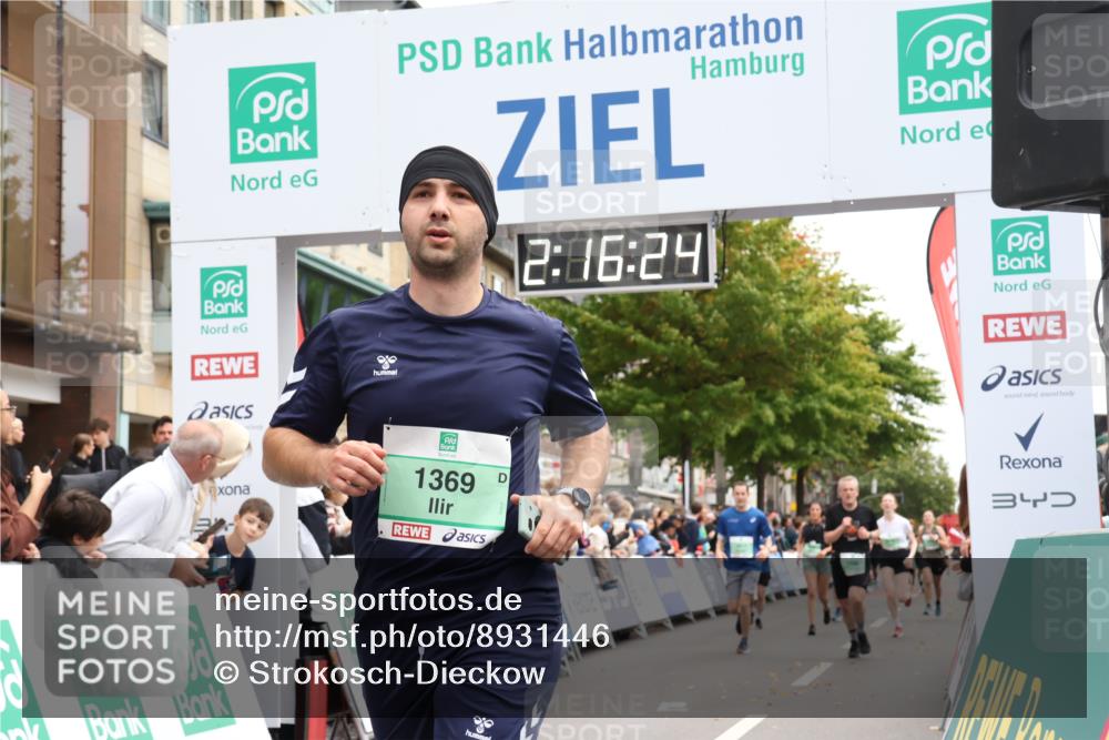 21.09.2025 - PSD Bank Halbmarathon Strokosch-Dieckow http://msf.ph/oto/8931446 21.09.2025 12:15:48 Ziel 1017, 1096, 1369, 2674, 3066, 3185, 3573, 3617, 4051 meine-sportfotos.de