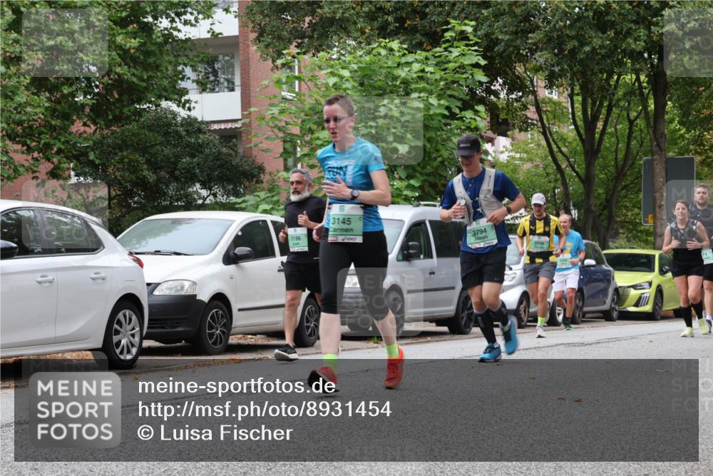 21.09.2025 - PSD Bank Halbmarathon Luisa Fischer http://msf.ph/oto/8931454 21.09.2025 11:56:35 Laufen 3196, 3145, 3794, 3729, 74 meine-sportfotos.de