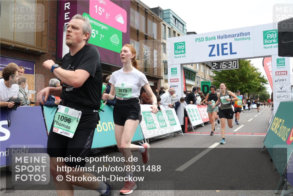 21.09.2025 - PSD Bank Halbmarathon Strokosch-Dieckow http://msf.ph/oto/8931488 21.09.2025 12:15:53 Ziel 1096, 1369, 1734, 3345, 3473, 3516, 3573, 3617, 4051 meine-sportfotos.de